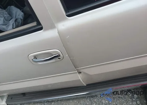 2002 Cadillac Escalade Ext Standard z USA, uszkodzony, nr VIN 3GYEK63N02G231712